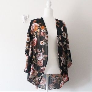 💕 Xhilaration Floral Lightweight Blouse Cardigan